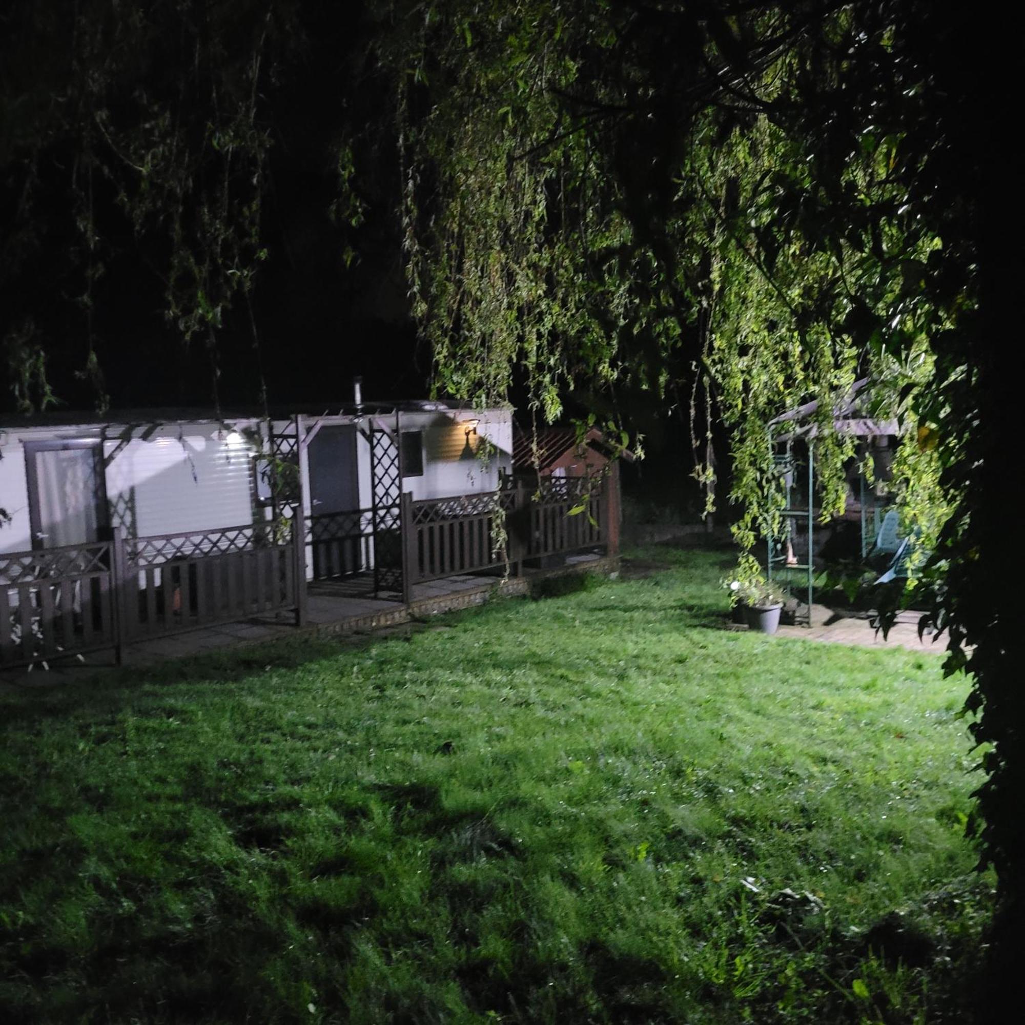 Au Jardin D'Eden Βίλα Hastiere-par-dela Εξωτερικό φωτογραφία